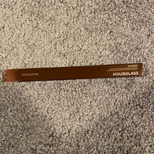 Hourglass concealer brush